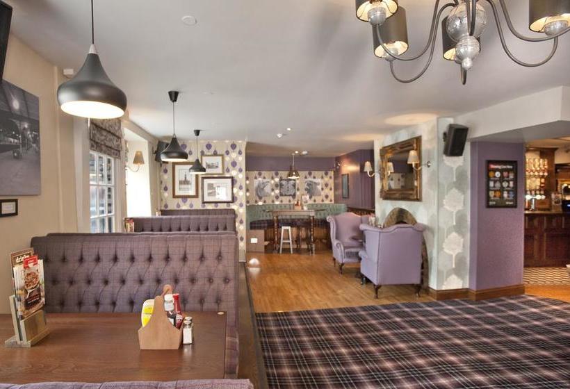 Hotel Ye Olde Griffin 6