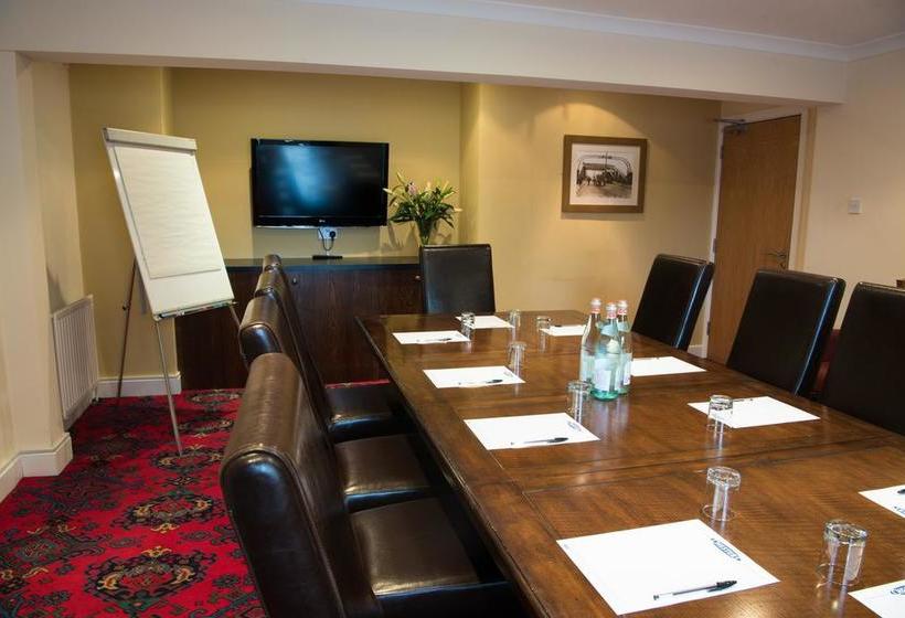 Chesters Hotel & Restaurant 14