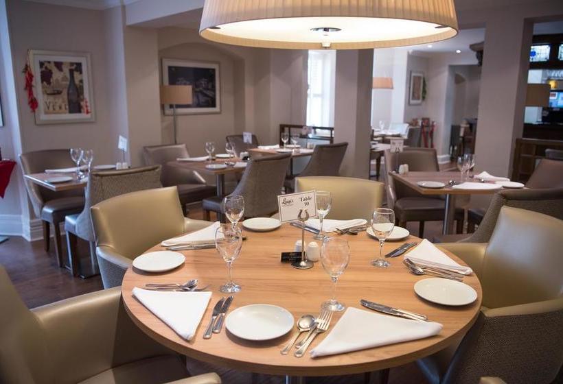 Chesters Hotel & Restaurant 18