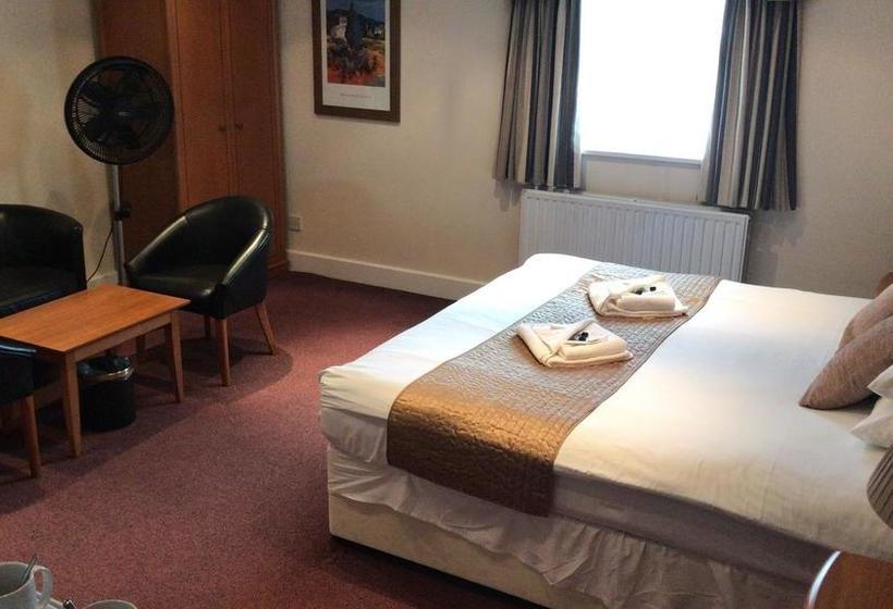 Chesters Hotel & Restaurant 6