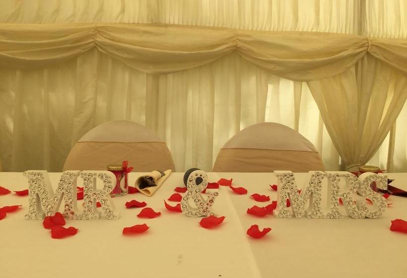 Hotel Wendover Arms 19