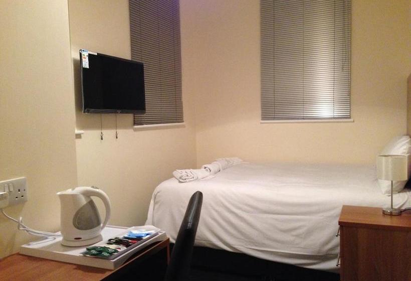 Hotel Wendover Arms 3