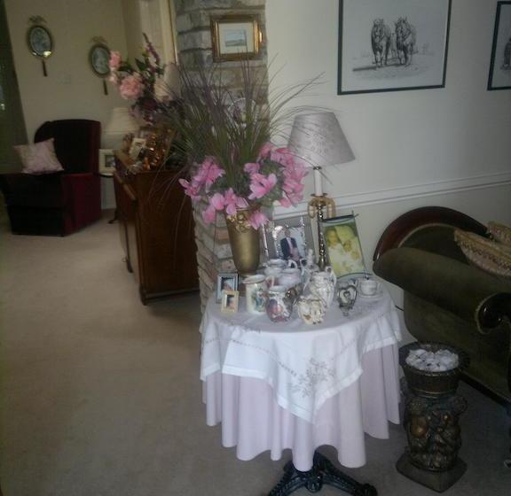 Bed & Breakfast Baileys At Springfields 4