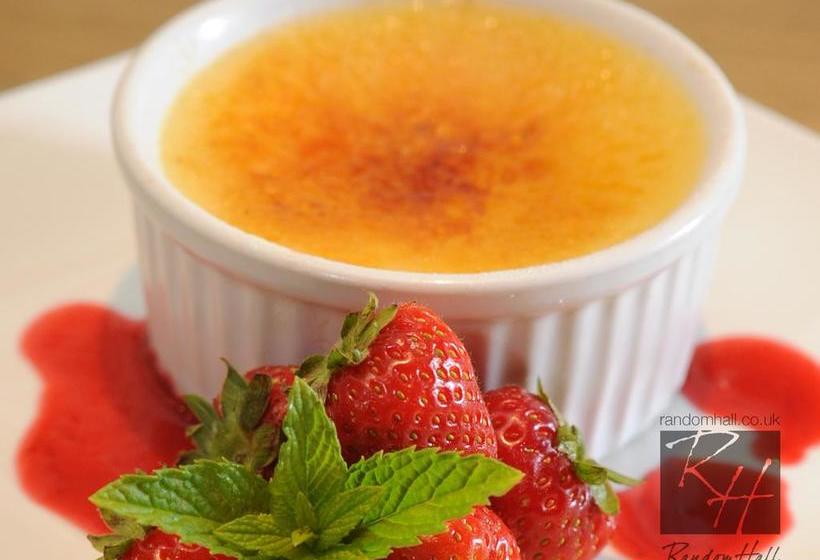 Hotel Random Hall 11