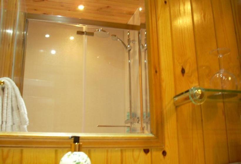 Bed and Breakfast 6 Caberfeidh 7