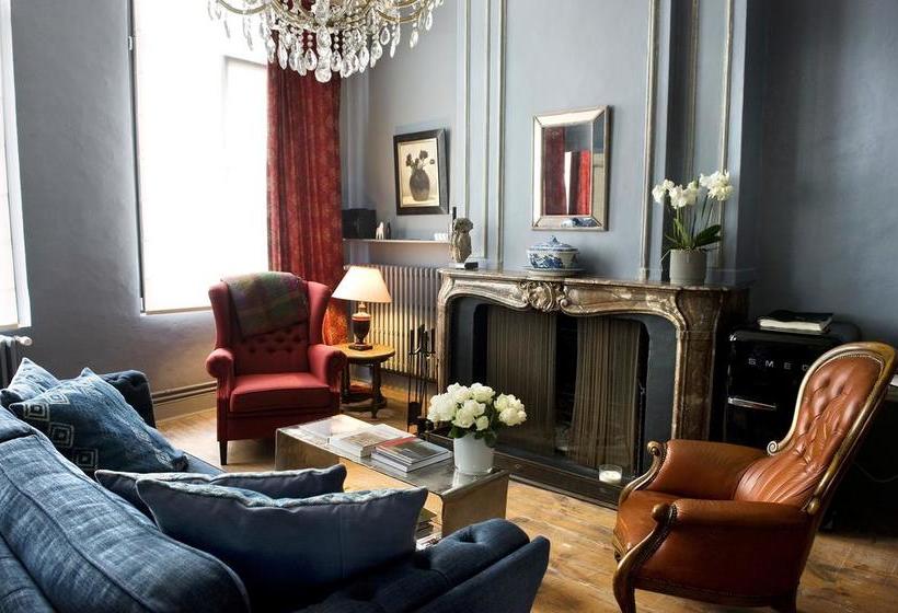 Hotel Ganda Rooms & Suites