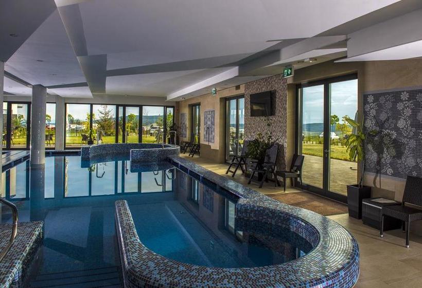 Castellum Hotel Hollóko 19