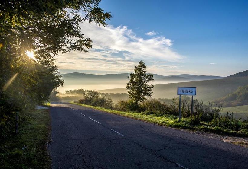 Castellum Hotel Hollóko 3