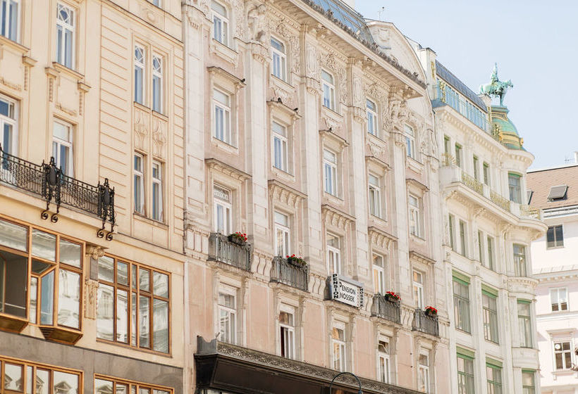 Hotel Pension Nossek