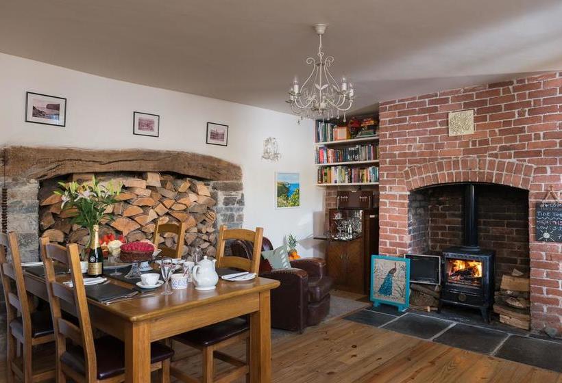 Bed and Breakfast Trevigue Farm 11