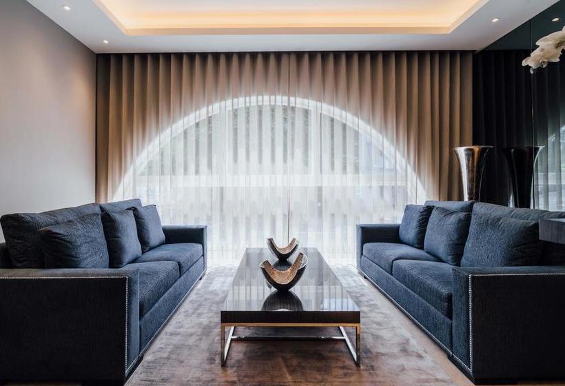 Hotel One Warwick Park 2