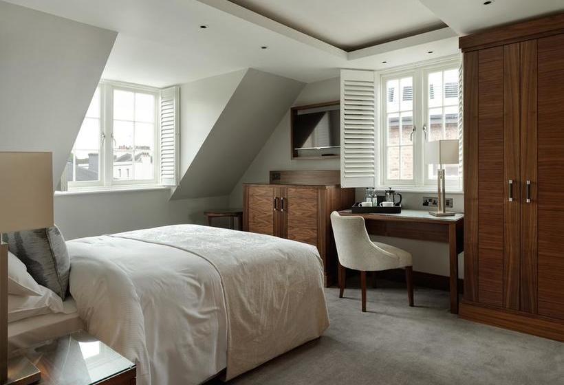 Hotel One Warwick Park 8