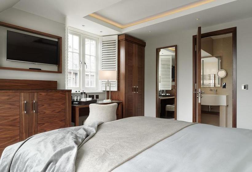 Hotel One Warwick Park 9