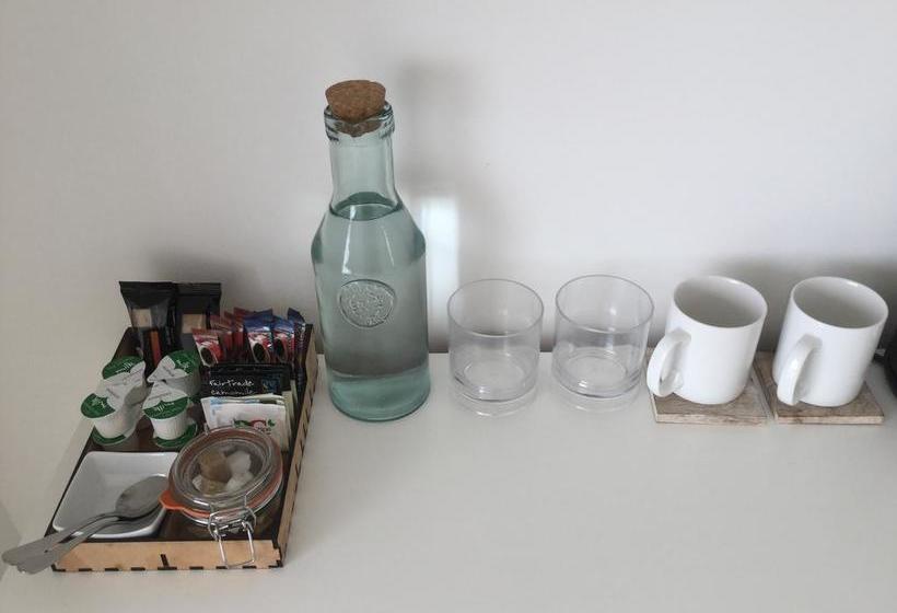 Bed and Breakfast Ten Ocean View 9