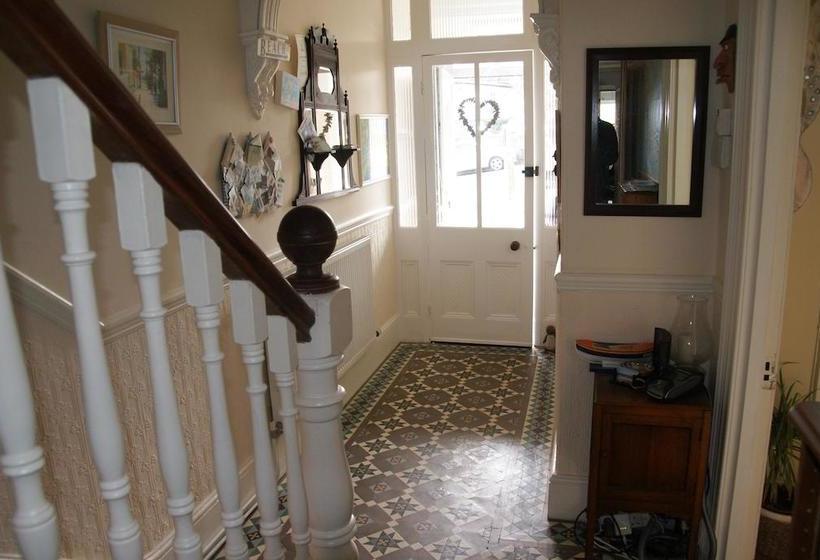 Blue Sky Bed And Breakfast 11