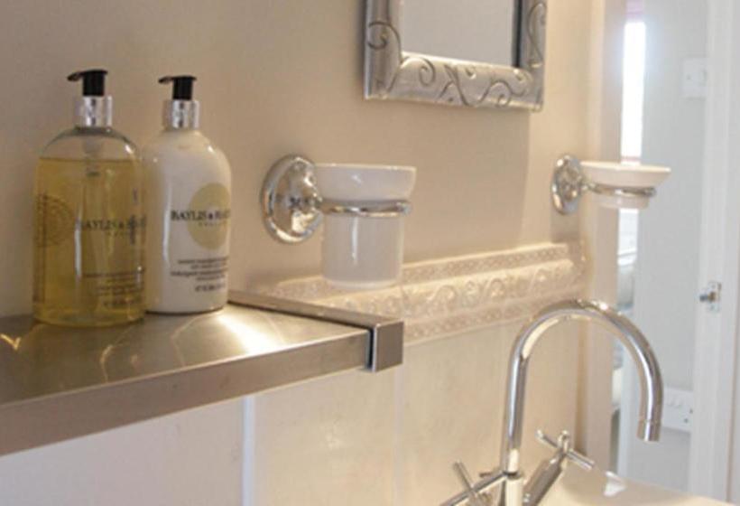 Bed and Breakfast Halwell Lodge 3