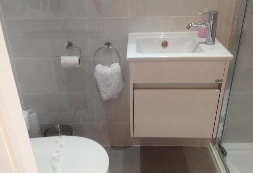 Bed and Breakfast Golden Hind 1