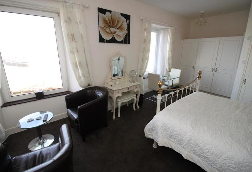 Bed and Breakfast Golden Hind 13