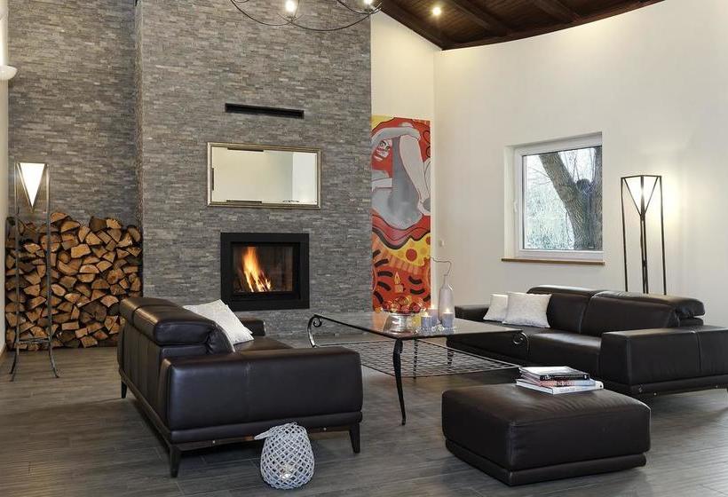 Hotel 4 ?ywio?y Falenty O?rodek Konferencyjno-Szkoleniowy