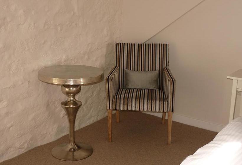 Resort Cape Cornwall Golf & Leisure 9