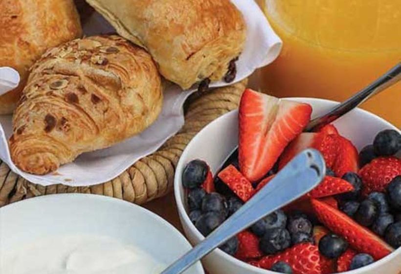 Bed and Breakfast Treweens 9