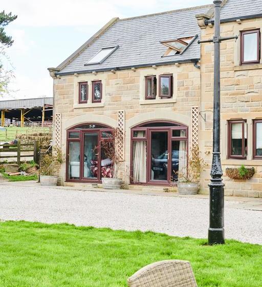 Farm View Hall Bed And Breakfast 3