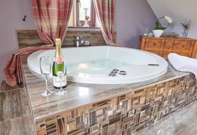 Farm View Hall Bed And Breakfast 7