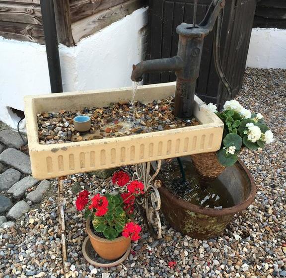 Bed and Breakfast Christmas Pie Barns 9