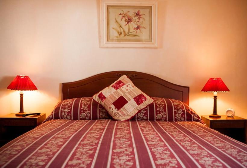 Bed and Breakfast Farmhouse Cottage