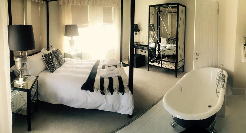 Bed & Breakfast Upton House 3