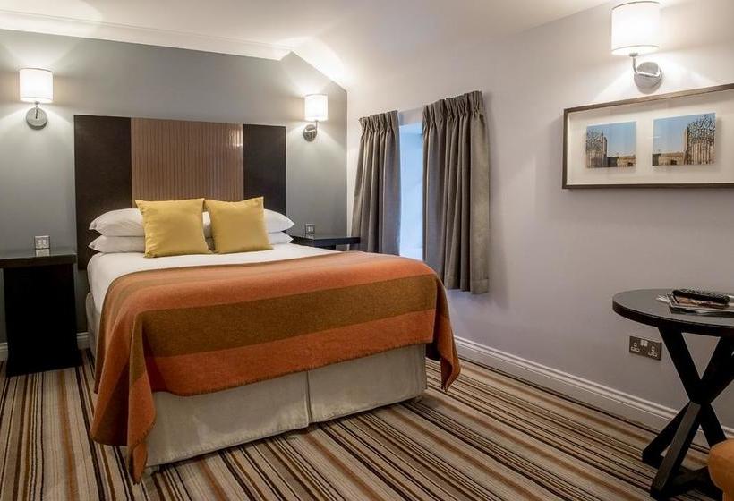 Hotel De Vere Horsley Estate 5