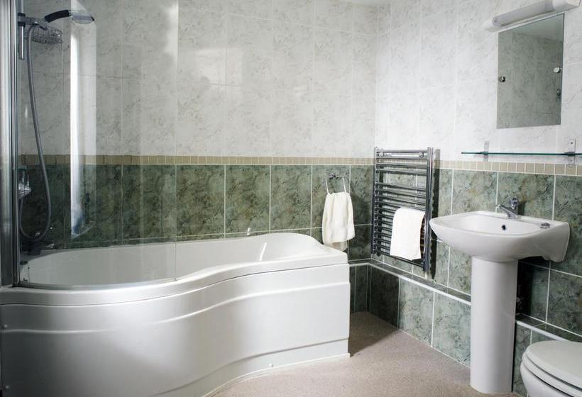 Ebury Cottages And Apartments 5