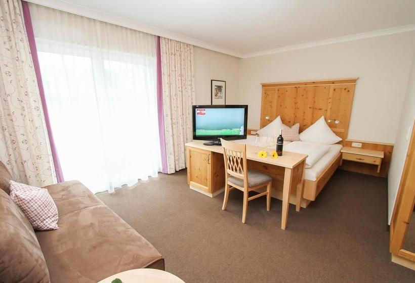 Landhotel Oberdanner 12