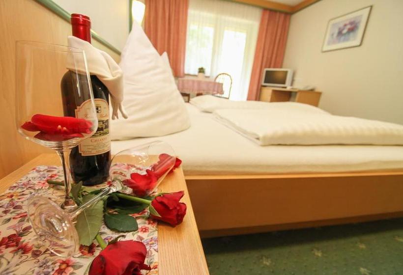 Landhotel Oberdanner 19