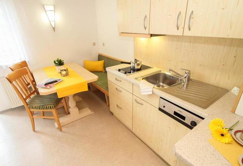 Landhotel Oberdanner 8