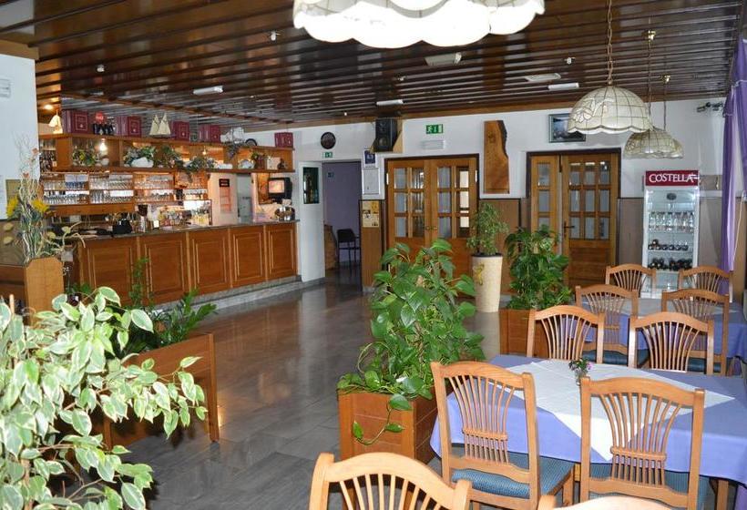 Bed and Breakfast Gostisce Jezero 7