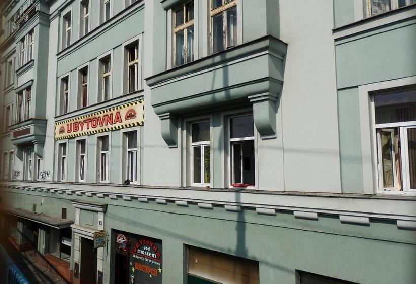 Hostel Ubytovna Pod Mostem 6