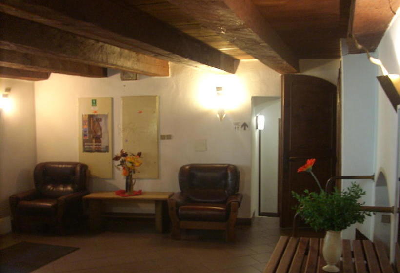Hotel Parkán 3