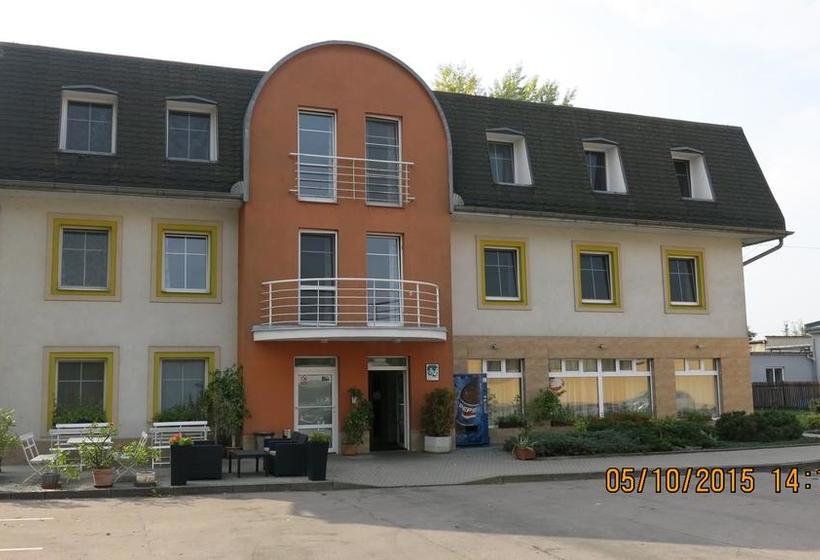 Hotel Zimní Stadion