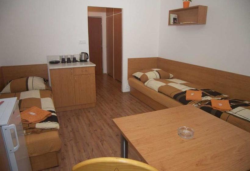Hostel Hotelový D?m Areál