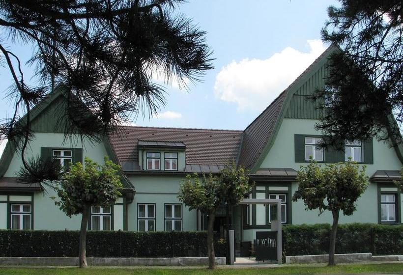 Hotel Zelená Marina