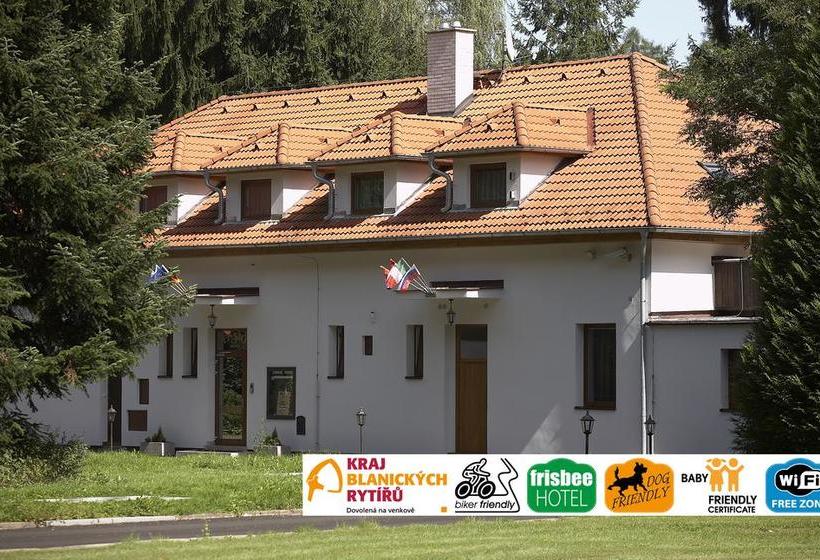 Hotel Pension Konopiste