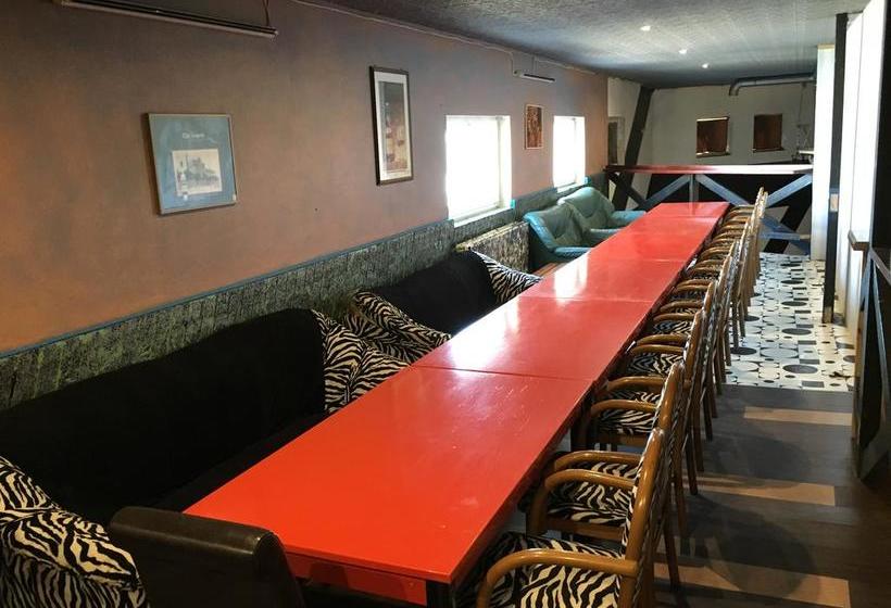 Tolli Hostel & Holiday House 10