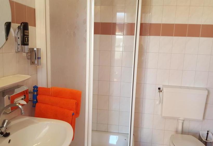 Hotel Restaurant Ambiente 9