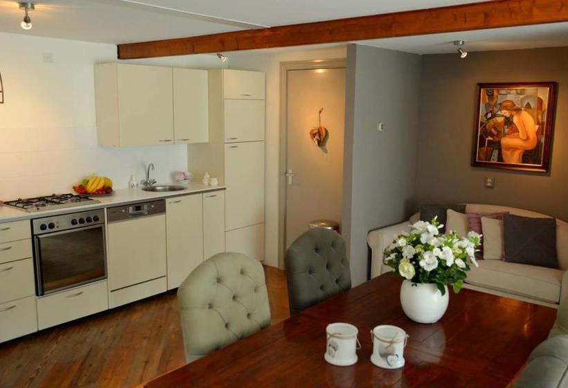 Bed & Breakfast Bed & Bike De Rijp 2