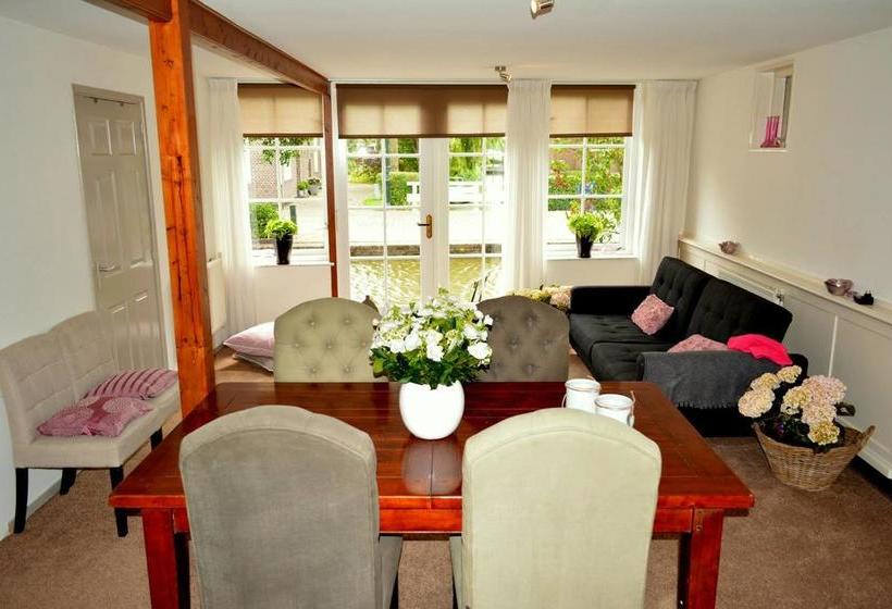 Bed & Breakfast Bed & Bike De Rijp 4