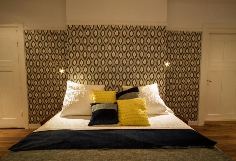 Bed and Breakfast Bbb Haarlem 9