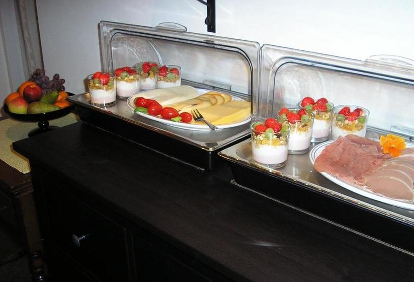 Walnut Lodge Bed & Breakfast 15