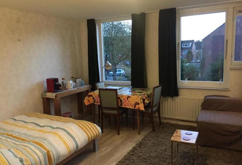 Bed and Breakfast Home Stay Utrecht