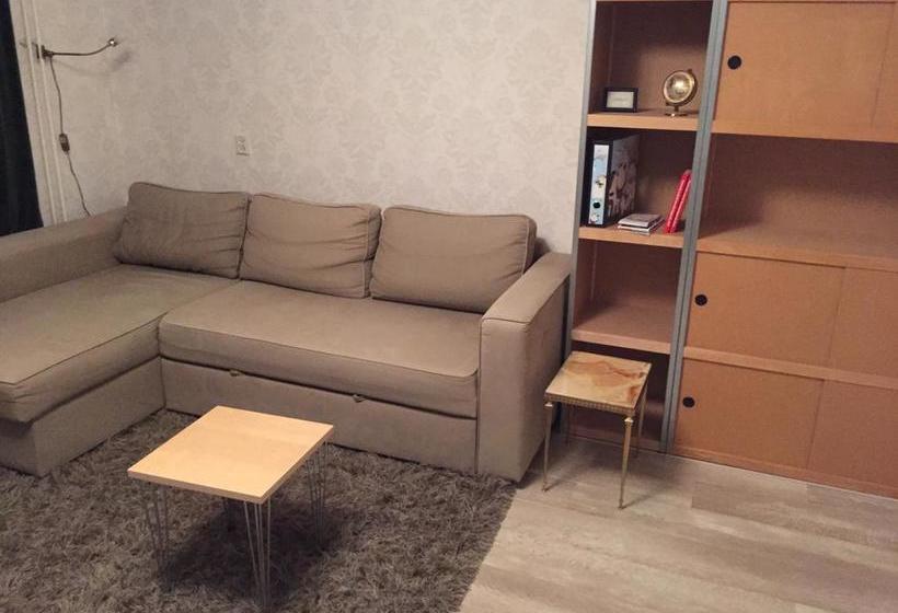 Bed and Breakfast Home Stay Utrecht 15